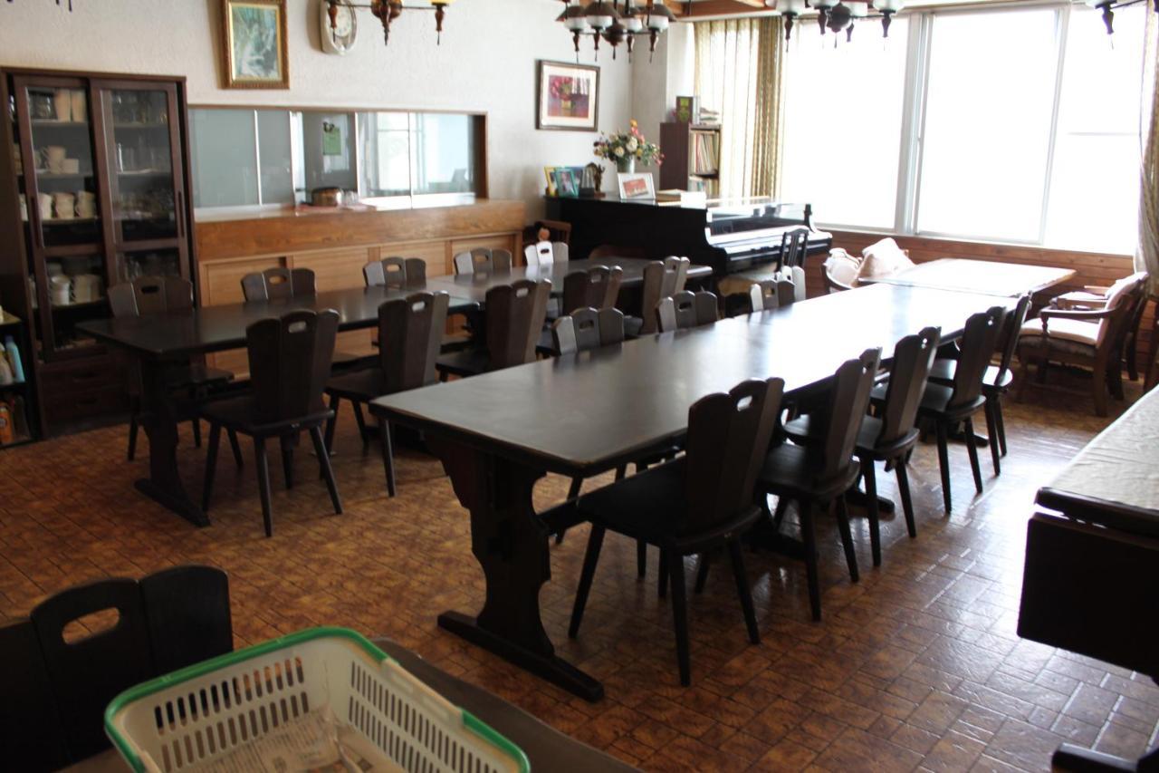 Cafe Cerisier栖里時絵 Hotel Myoko Exterior photo