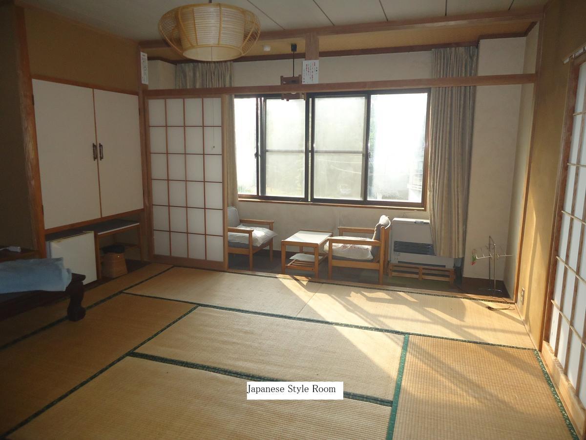 Cafe Cerisier栖里時絵 Hotel Myoko Exterior photo